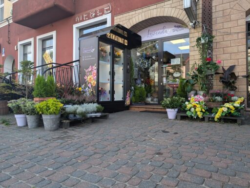 The history of our Flower Vending Machine